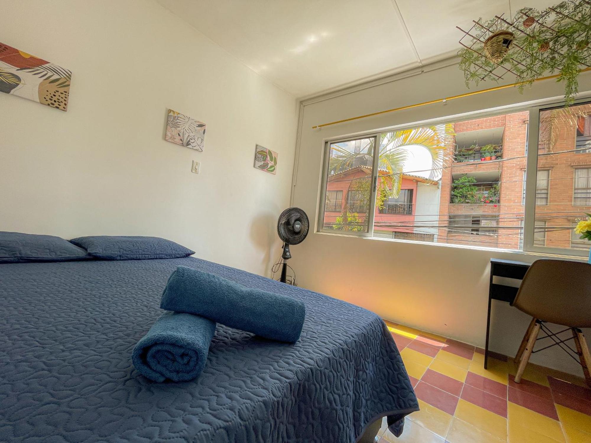 Casa Encanto, Apartamento - Habitaciones, Laureles-America Medellín Eksteriør bilde