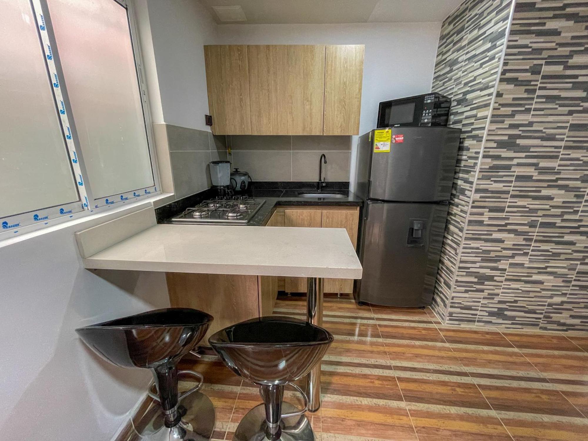 Casa Encanto, Apartamento - Habitaciones, Laureles-America Medellín Eksteriør bilde