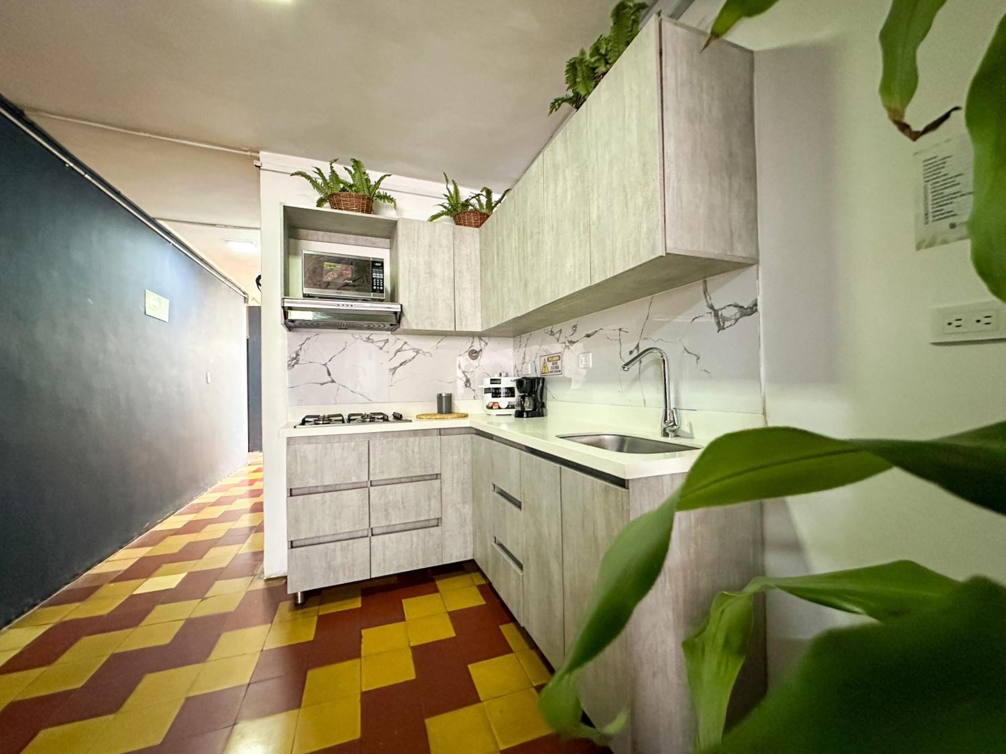 Casa Encanto, Apartamento - Habitaciones, Laureles-America Medellín Eksteriør bilde